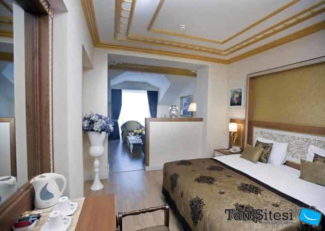 Crystal Palace Luxury Resort Spa 